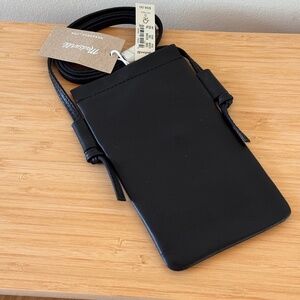 Madewell The Smartphone Crossbody Bag Black Leather Slim Three Card Slots